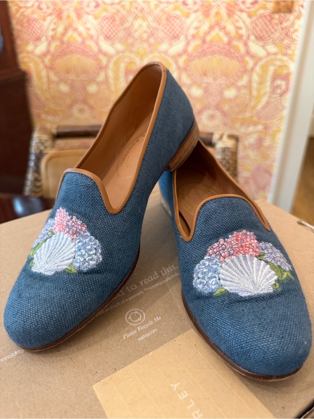 Stubbs & Wootton Seashell Hydrangea Embroidered Slippers Blue